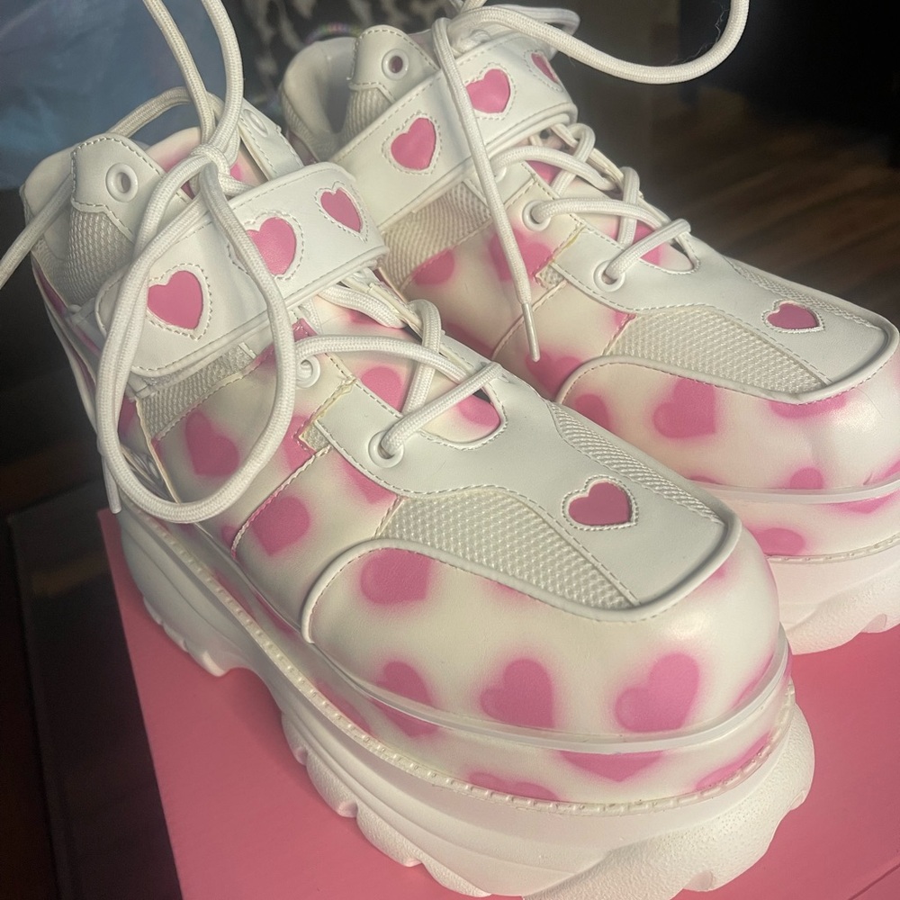 SUGAR THRILLZ FAIRYWALKER by DOLLS KILL Heart Patterned platform sneakers - Picture 7 of 15